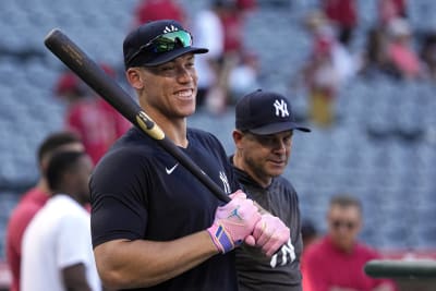 Aaron Judge takes BP and does sprints 