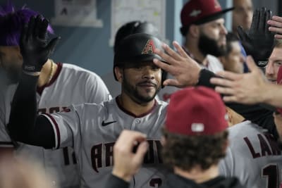 Fans excited after Arizona Diamondbacks win game 1 of NLDS