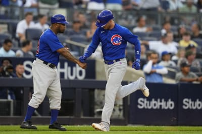 Watch Chicago Cubs center fielder Cody Bellinger hit first home run of  Spring