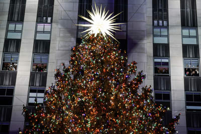 Rockin Around The Christmas Tree Rockefeller Tree Lit Up