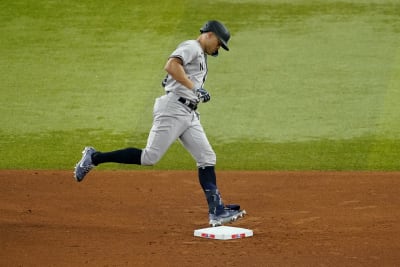 Fan who caught Aaron Judge's 62nd HR gets huge offer for historic ball 