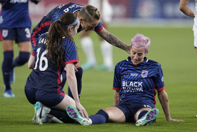 Rapinoe bids farewell as record NWSL crowd, sports greats pay tribute