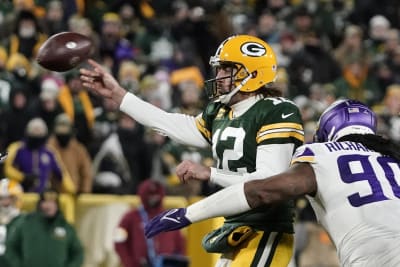 Packers fall to Vikings 34-31 on last-second field goal