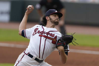 Atlanta Braves renew Ian Anderson's contract