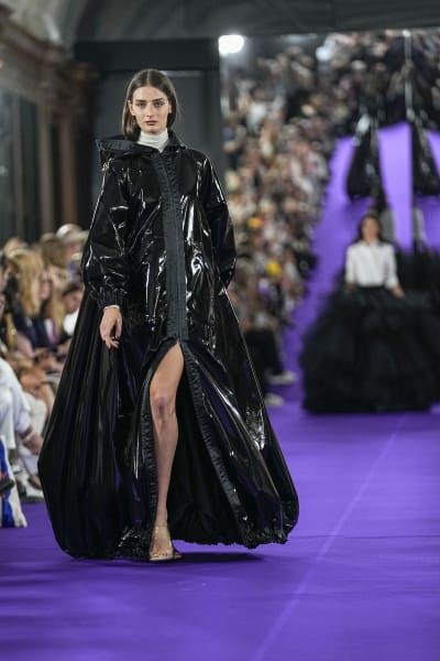 Chanel Shows a Casual Side of Haute Couture on Paris Runway