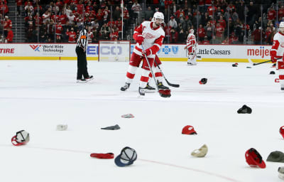 Red wings caps hotsell
