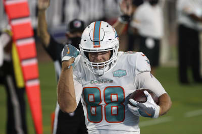 Miami Dolphins tight end Mike Gesicki (88) during the first half