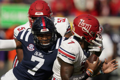 Liberty Football Rallies From 12-Point Deficit To Overcome UNT 35-26 – The  Liberty Champion