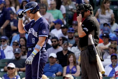 SF Giants welcome back Wilmer Flores, send left-handed bat to Triple-A