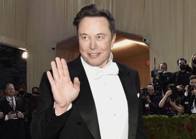 Forbes: Elon Musk no longer the world's richest person