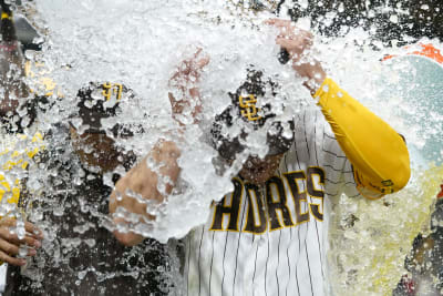 Ha-Seong Kim, David Dahl go back to back to walk off D-backs