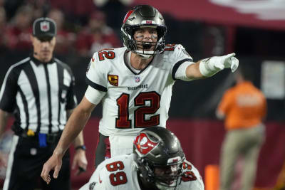 Brady, Bucs rally late, but Gay FG lifts Rams to win