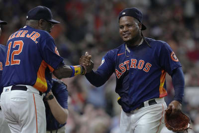 Valdez throws four-hitter as Astros top Athletics