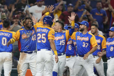 Watch: Puerto Rico hits walk-off HR to mercy rule Venezuela