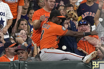 Astros increase AL West lead with 7-5 win over Padres