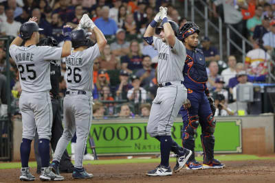 September 25 2022: Seattle second baseman Adam Frazier (26) runs