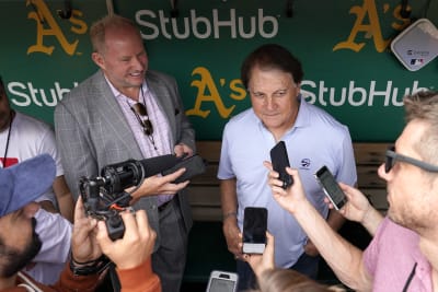 Cameras caught Tony La Russa berating catcher Seby Zavala in dugout