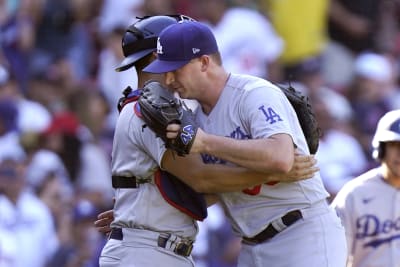 Dodgers beat Red Sox 7-4