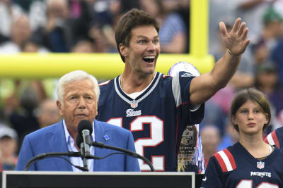 Tom Brady returns to hero's welcome in New England and declares himself a ' Patriot for life
