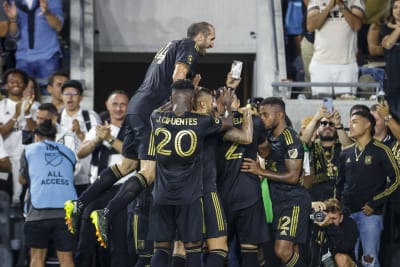 Can LAFC play Sunday after two more positive for COVID-19? - Los