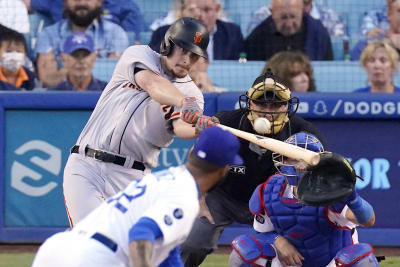 Catch this! Betts saves Dodgers with 3rd web gem in 3 nights