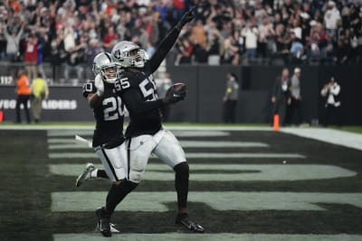 Las Vegas Raiders running back Zamir White (35) leaves the field against  the Indianapolis Colts during the first half of an NFL football game,  Sunday, Nov 13, 2022, in Las Vegas. (AP