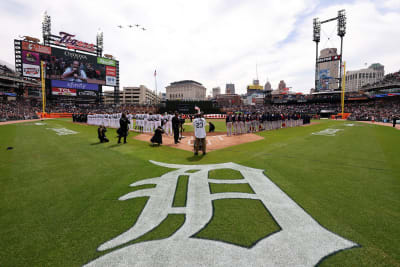 Tigers fall to Red Sox on Opening Day in Detroit