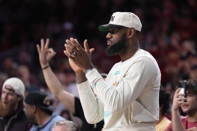 Luka Doncic Hit Buzzer-Beater so Wild Even LeBron Couldn't Believe It