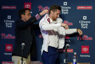 Trea Turner's versatility key to Phillies