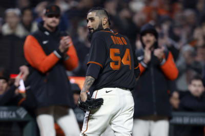 Sergio Romo retires as Giant after pitching one final time