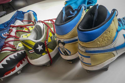 Soto custom cleats online