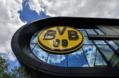 Masks Tests Empty Stadiums Bundesliga Resumes Amid Virus Masks Tests Empty Stadiums Bundesliga Resumes Amid Virus