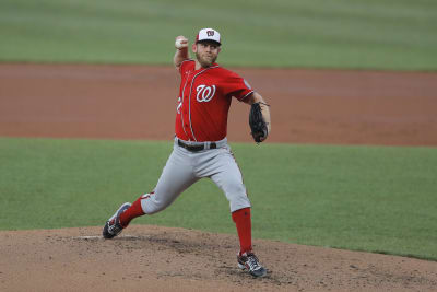 Nationals' Strasburg doesn't report to spring training following setback