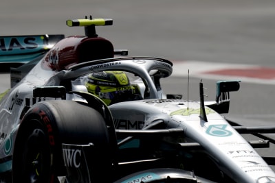 Lewis Hamilton, Mercedes Agree to Multi-Year Contract Extension