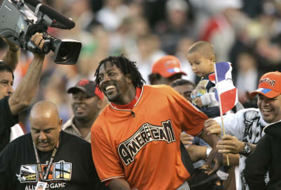 MLB News: Vladimir Guerrero Jr. knocks out small child with baseball during Home  Run Derby