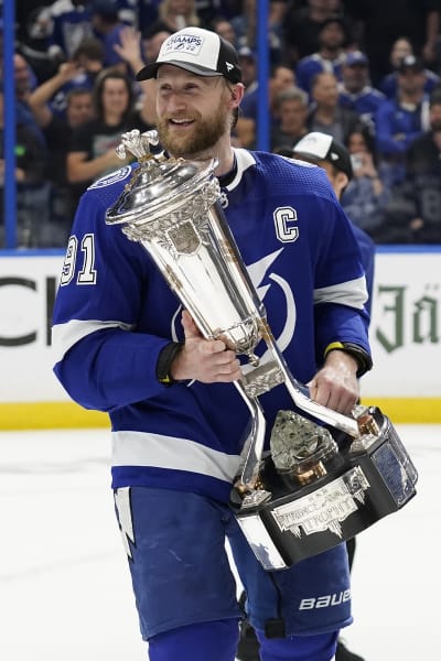 Steven Stamkos Is Out for the Rest of the Stanley Cup - The New