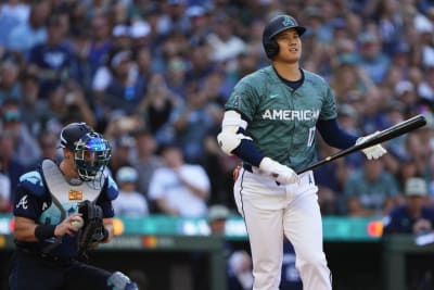 American League's Aaron Judge, of the New York Yankees, walks back to the  dugout after striking out during the third inning of the MLB All-Star  baseball game against the National League, Tuesday