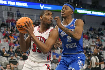 No. 18 Houston defeats Memphis 71-53 to win conference