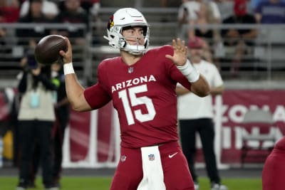 Mahomes throws a touchdown pass as Chiefs roll to 38-10 preseason