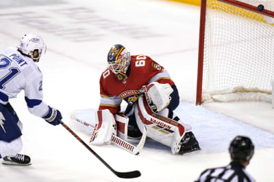 Florida Panthers goaltender Chris Driedger (60) during the second