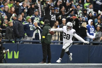 Josh Jacobs caps huge day with TD in OT, Raiders beat Seahawks