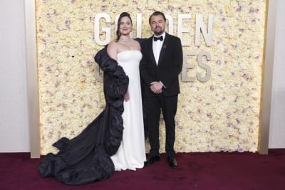 Oprah Stuns In Purple on Golden Globes Red Carpet