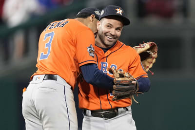 Jeremy Peña messing with Jose Altuve after his first career 5-hit game