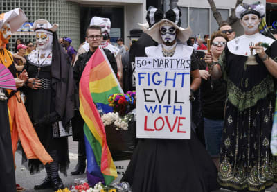 Dodgers honor anti-Catholic drag 'nuns' more than an hour before