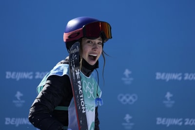 Winter Olympics: Eileen Gu wins gold in big air freestyle skiing