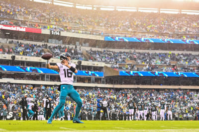 Eagles vs. Jaguars: Heavy rain hitting Philadelphia as remnants of  Hurricane Ian remain for Sunday's clash 