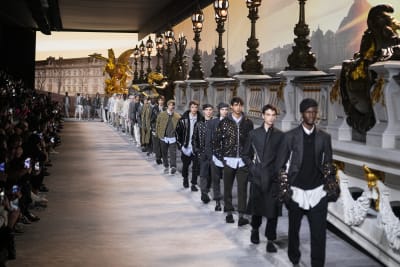 Louis Vuitton Presents Its Men's Fall/Winter 2021 Spin-Off Show in Seoul  with BTS