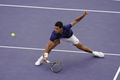 Nadal outlasts teen Alcaraz in 3 sets to go 20-0 on year