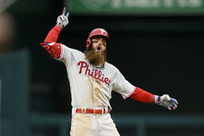 MLB: Phillies, Nationals split doubleheader