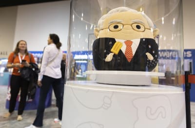 Warren Buffett: Couple Behind Squishmallows Are 'Ideal Berkshire Managers